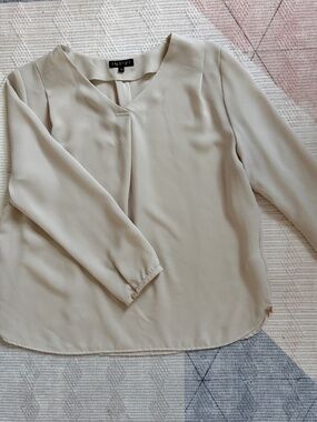 Japanese blouse size 38